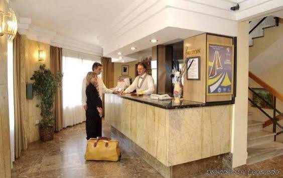 Kross Medina Azahara Torremolinos Exteriér fotografie